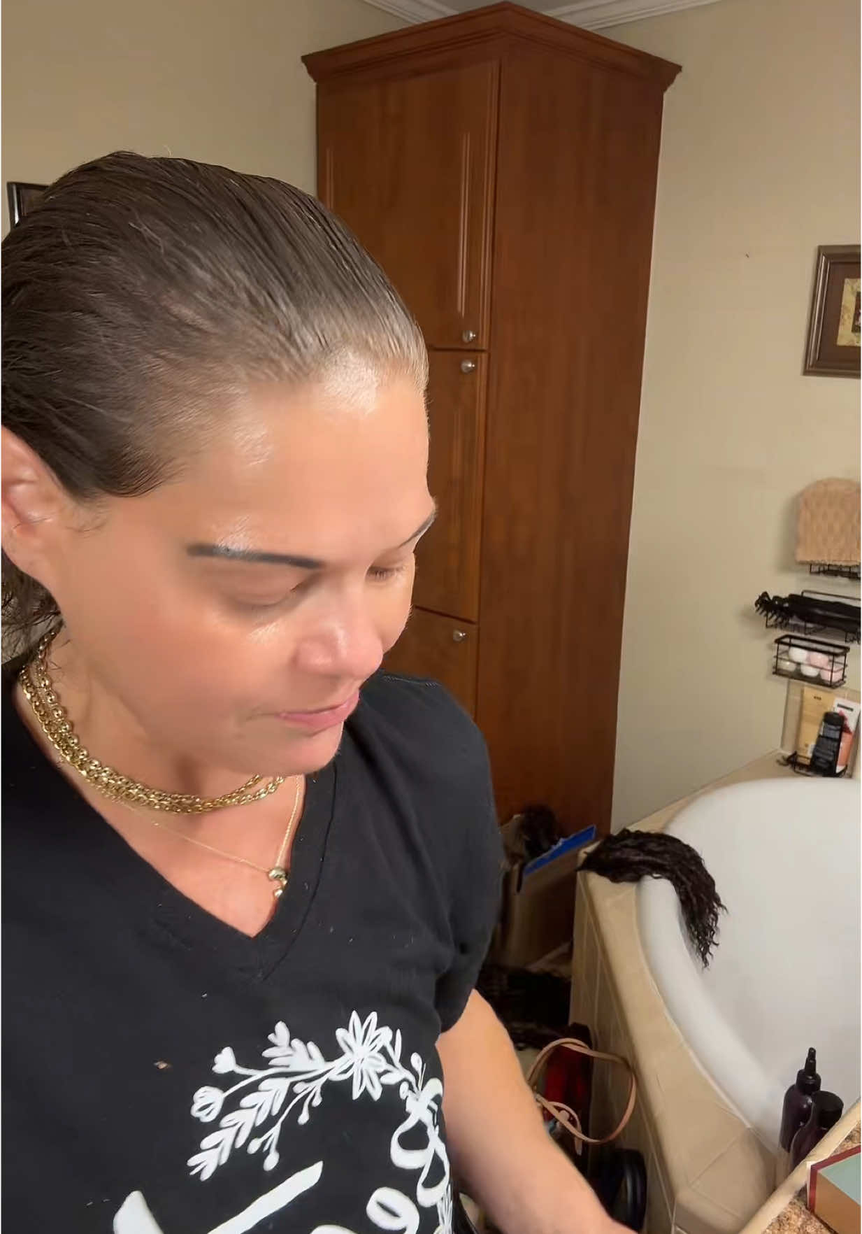 @YCZ Beauty #yczbeauty #bestbeautytool #creatorspick #skincare #tightskin   #tiktokshopsummerturnup #Tiktokshoploveatfirstfind #Springtok #musicfestival #Springshopping  #Spring cleaning #SuperBrandDay #skinserum #chemicalfreeskinserum #cleanskin  #tiktokshoploveatfirstfind #seasonalgems #Tiktokshoprestock #tiktokshopses #tiktokshoplaborday   