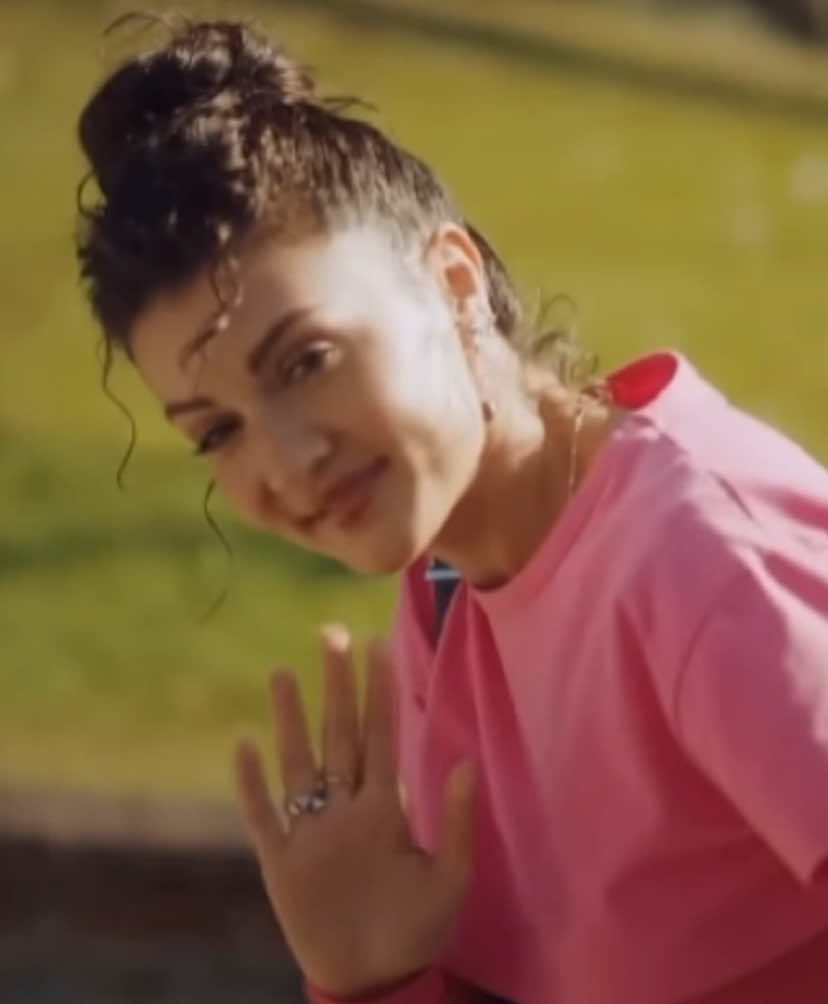 #بورجو_اوزبيرك #burcuözberk #دون_ان_تشعر #ruhunduymaz 