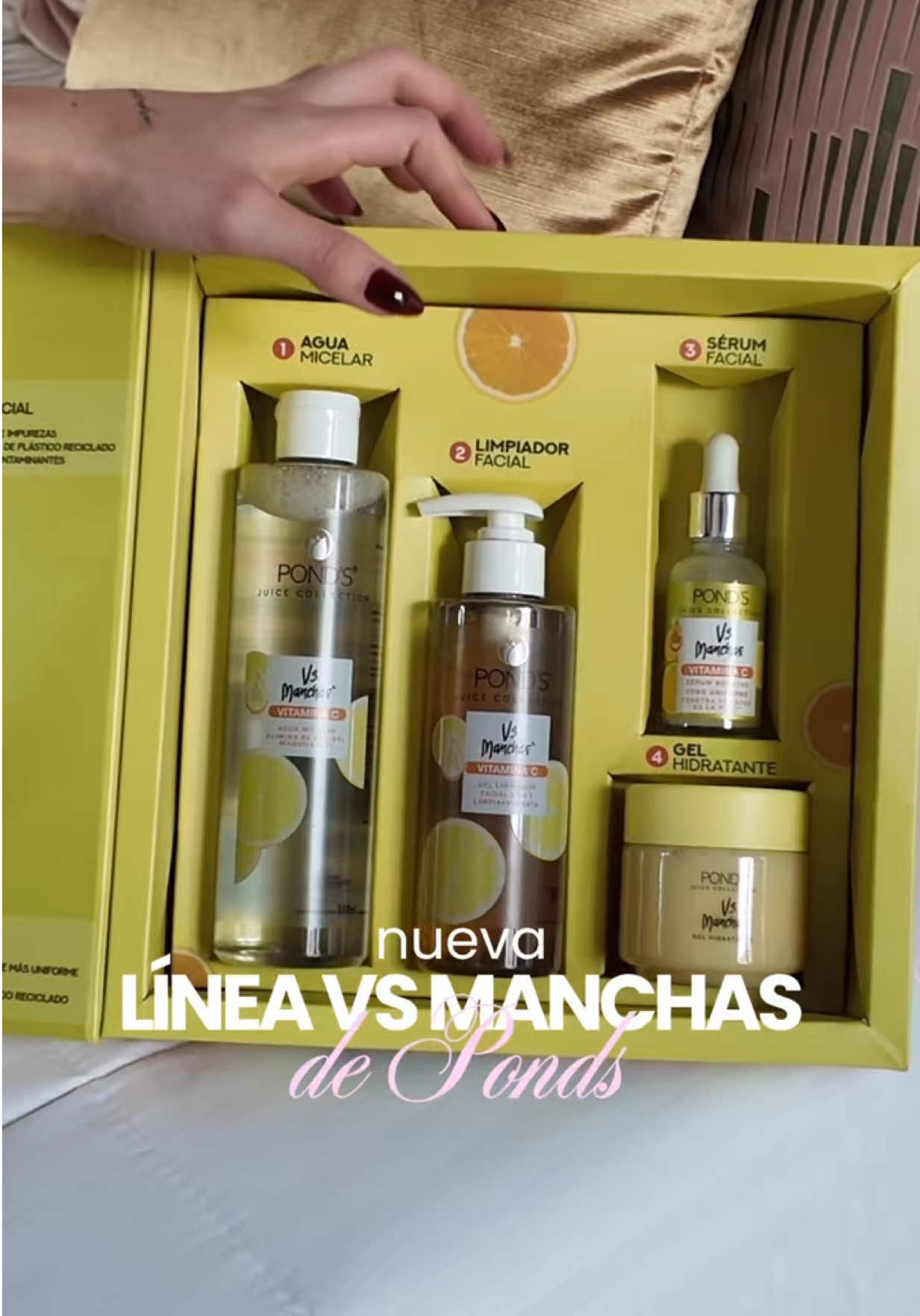 La relación con las manchas suele ser complicada, entonces elijo vivirla desde el amor y el cuidado y por eso esta línea #VsManchas de #Ponds me tiene feliiizzz!! mi favorito de toda la línea es sin duda el sérum, ustedes cual se atreverían a probar??👀🫰🏼#PatrocinadoPonds #ParaTi #ParatiPonds 