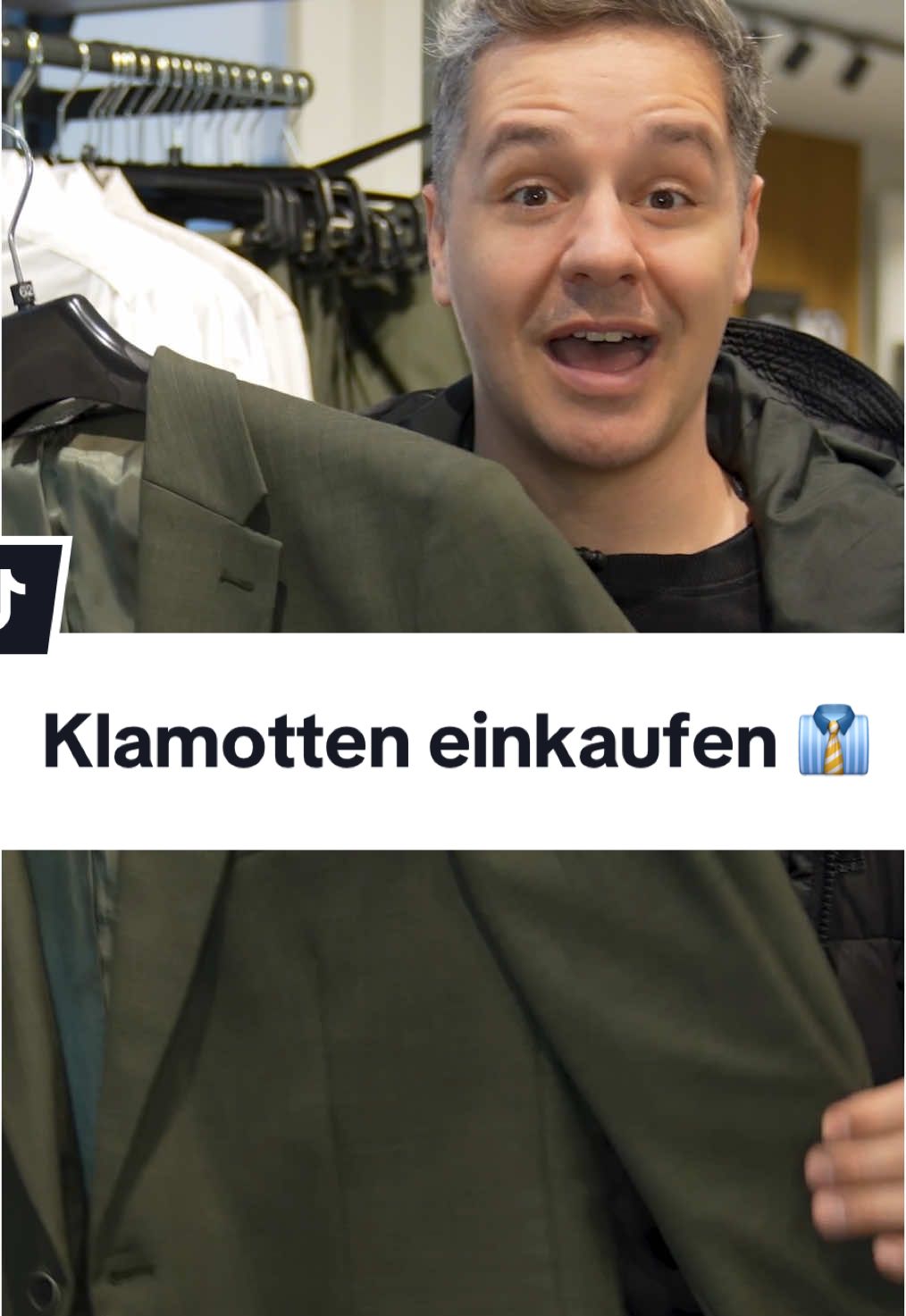 Heute nimmt uns Mathias mit auf seine Shoppingtour und zeigt uns verschiedene Klamotten, die ihm gefallen.  Dabei verrät er uns, dass er eigentlich gar nicht so gerne einkaufen geht. Geht ihr gerne shoppen? Wir freuen uns auf eure Kommentare! 👇 @Mathias Haas #slowgerman #einkaufen #shopping #germanonline