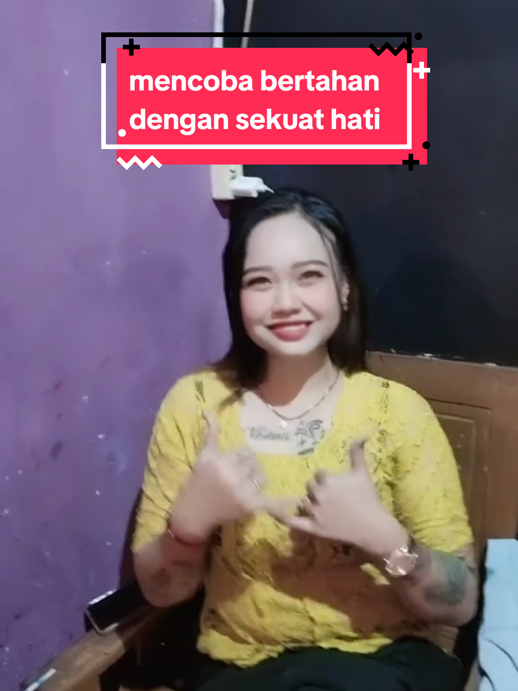 sekuat hati bertahan #salatiga #GoldenKafeKaraoke #ArtisCantik 