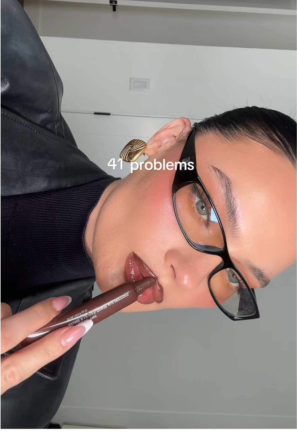a perfect brown #lipcombo can fix everything + anything 🤎 #liptrend #rhode #brownlipcombo #fypシ #CapCut 
