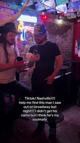 Help me find this mystery man 😍 #nashville #broadway #meetcute #momtok #soulmate #divebar #loveatfirstsight #nashvegas #jasonaldean #kidrockshonkytonkbar 