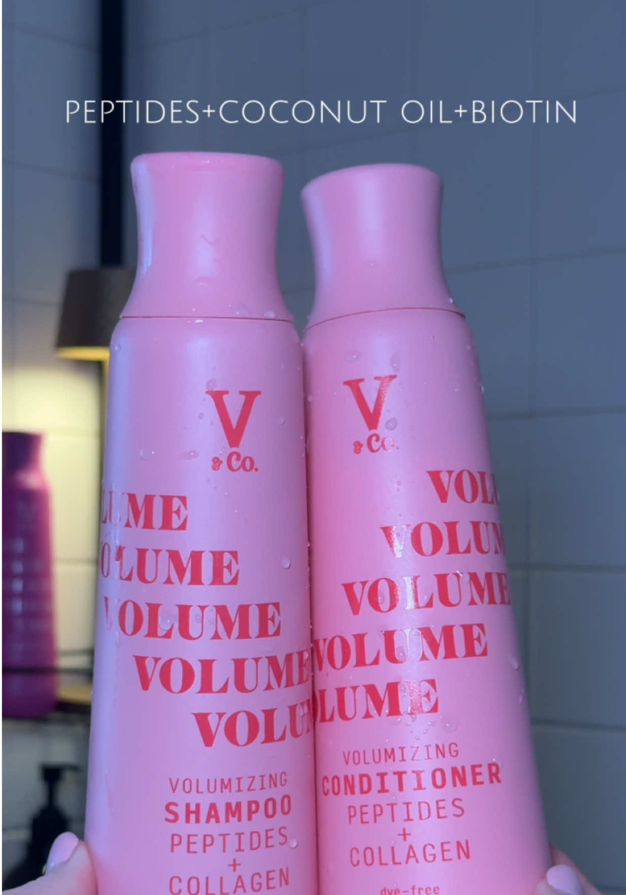 thin/fine hair girlies, raise your hands 👋🏼 these are formulated with peptides and biotin to help give fuller and stronger hair.  gifted by @V&Co. Beauty  #vandcobeauty #vandcoshampoo #thinhairhacks #thickeningshampoo #haircareroutine #showertok @Skeepers 
