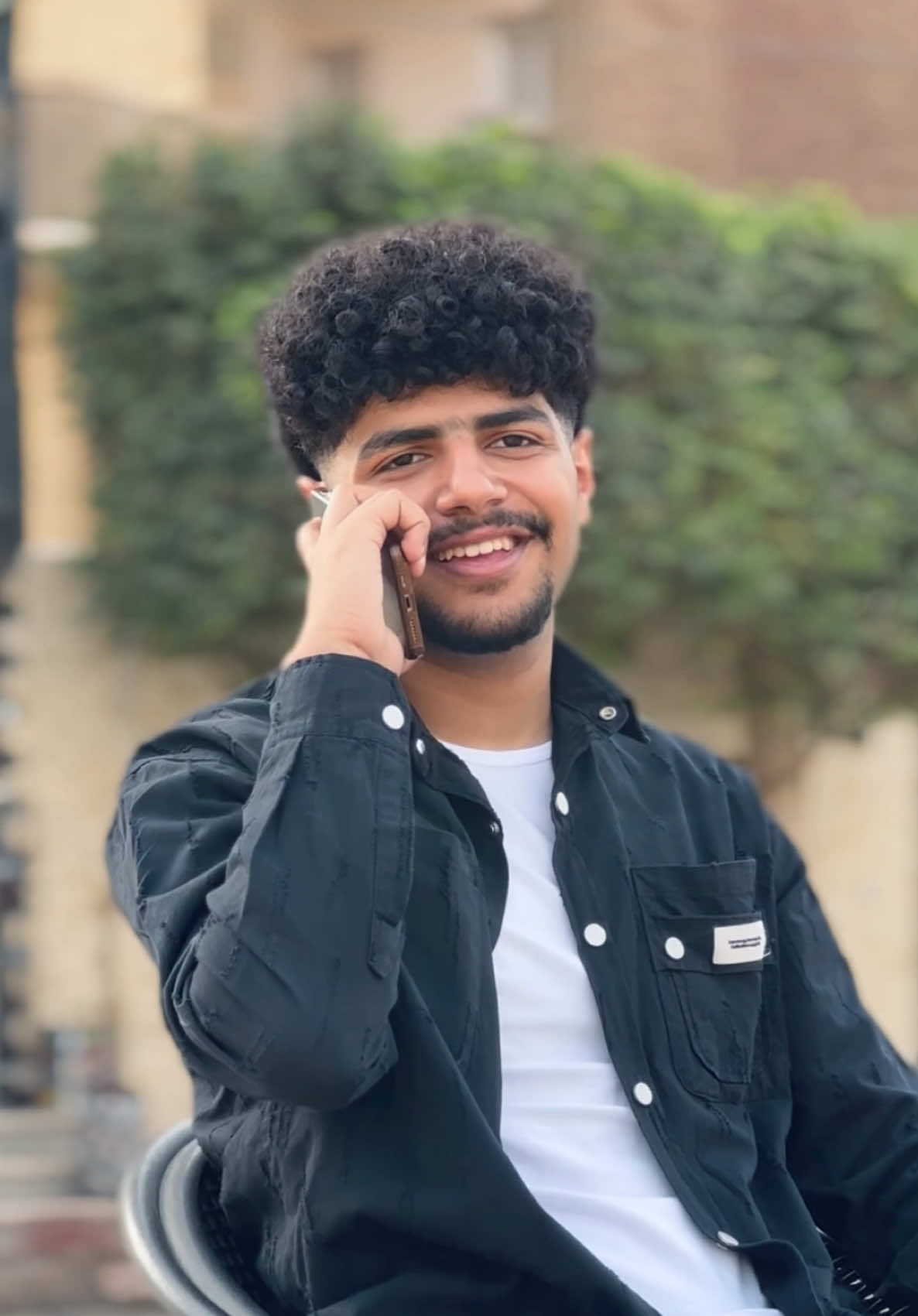 ادفن الحب جمب الخيانه🤪🫵🏼.#ناصر_الجنن🖤👻 #كافيه_الجن☕️🧞‍♂️ 