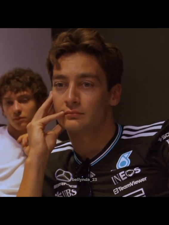 komuknya rusli 😭🫵 #georgerussell #kimiantonelli #f1 #fyp 