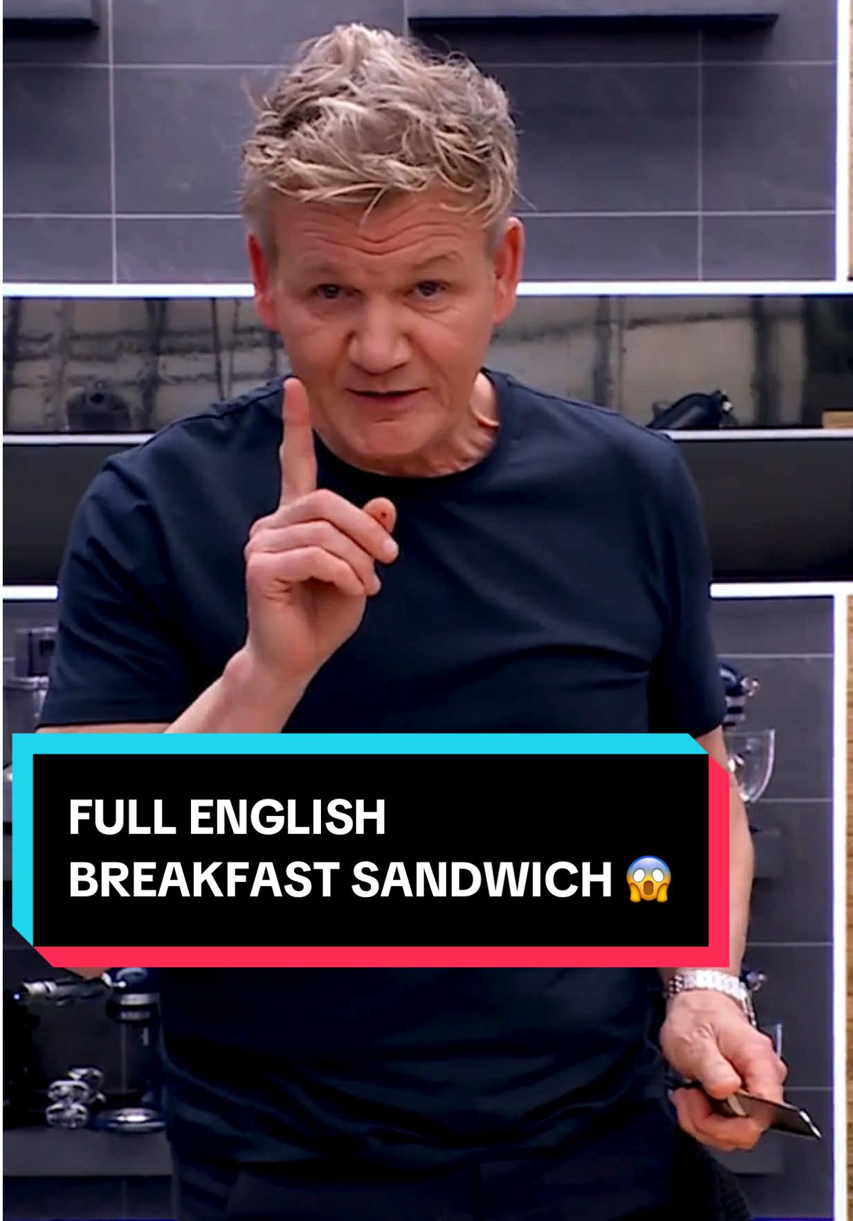 I’ve taken two slices of bread and put an entire Full English Breakfast inside of it 😳 Just do me a favour and don’t eat it all at once 😂 Get the full #NextLevelKitchen recipe on my YouTube channel now 🥪