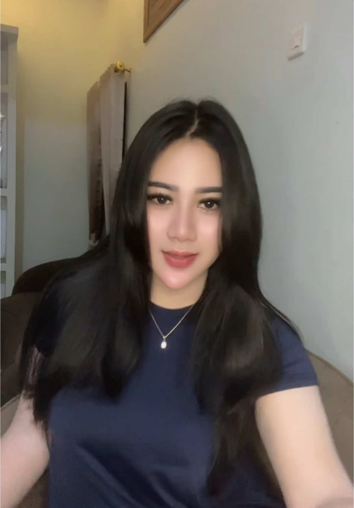 “kalo disana makin berisik, berati disini makin menarik”😆🤭