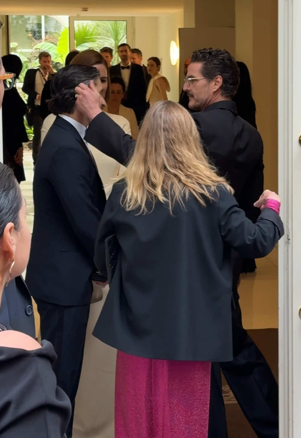 #pedropascal #eddington #cannes #cannesfilmfestival #onregardequoi #TikTokFashion 