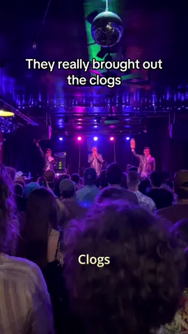 THANK YOU CHICAGO!! Columbus…see you tonight! #livemusic #donttouchmyclogs #dimsumparadise 