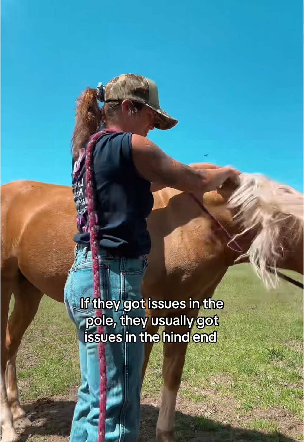 This lil mare has issues in both 😅 #horsetok #cowgirls #equinetherapy #equinemassagetherapy 