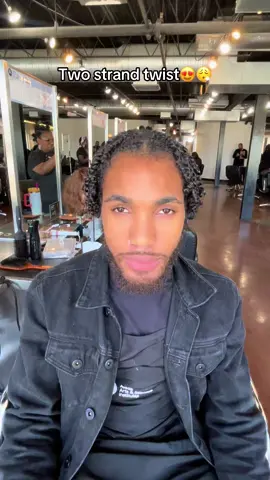 I’m in love😍#fyp #foryou #foryoupage #hairtok #blackmenhairstyles #twostrandtwist #twist #men 