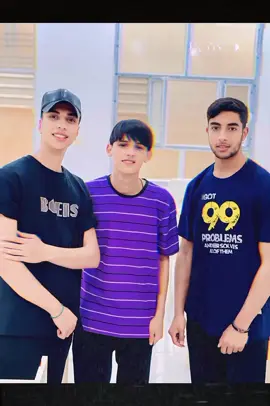 رويحاتي💕🫂#طششونيي🔫🥺😹💞 #الشعب_الصيني_ماله_حل😂😂 #عمرييييي🧸🧿♥️ #انتو #foryou #fyp #بيكهام 