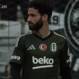 cok seviyoruz.#rafasilva#besiktas#edits#kesfet#fouryou#fyp#kesfetbeniöneçıkart#kesfetteyiz