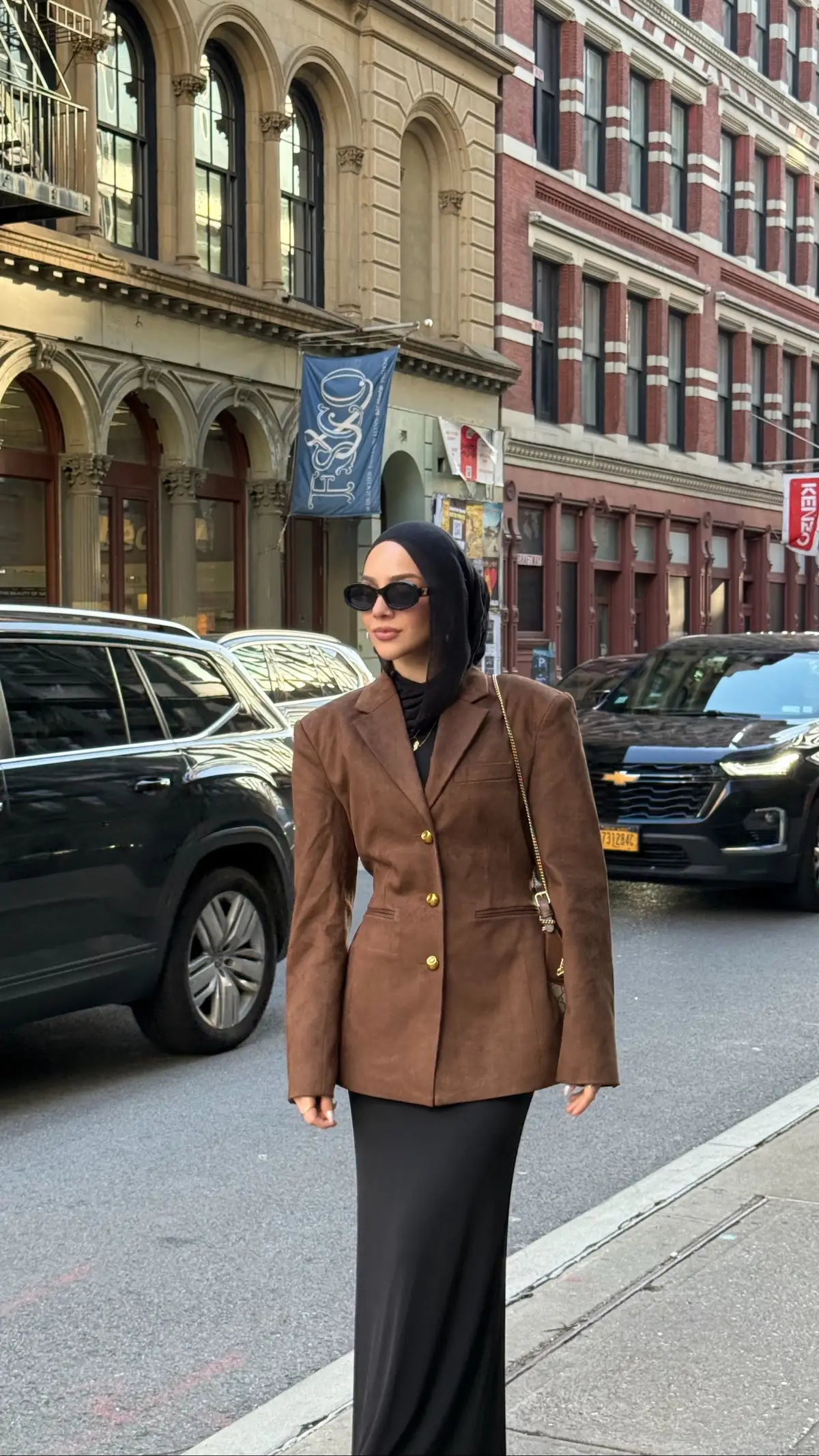 treating the streets like my runway 📸 #ootdinspo #hijab #modestfashion #StreetStyle #fitcheck 