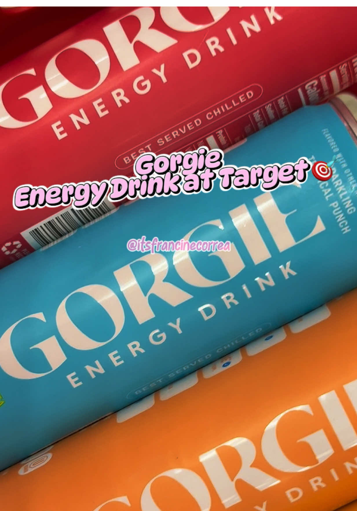 👀 Fui na Target só pra dar uma olhadinha… e saí com os 4 sabores da GORGIE 😂 🥰 Nunca tinha visto, mas essa bebida energética é tudo! 0 açúcar, só 5 calorias, cheia de coisa boa tipo L-Teanina, Biotina e vitaminas. É vegana, sem glúten e o sabor é surreal de bom! ☀️ Perfeita pra dar aquele gás de manhã, depois do treino ou quando bate o sono à tarde. 🛍️ Já entrou pra lista de favoritos da Target 🛒✨ #creatorsearchinsights #Gorgie #GorgieEnergyDrinks #TargetHaul #CleanEnergy #BetterForYou #GORGIEAtTarget @GETGORGIE #GorgieXTarget #ItsFrancineCorrea #VidaNosEua #Angatubense 