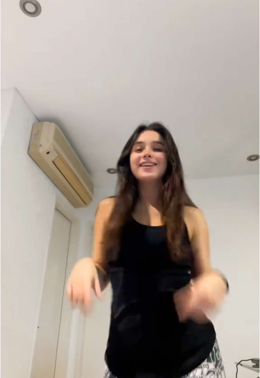 Más que madura re dura para bailar 