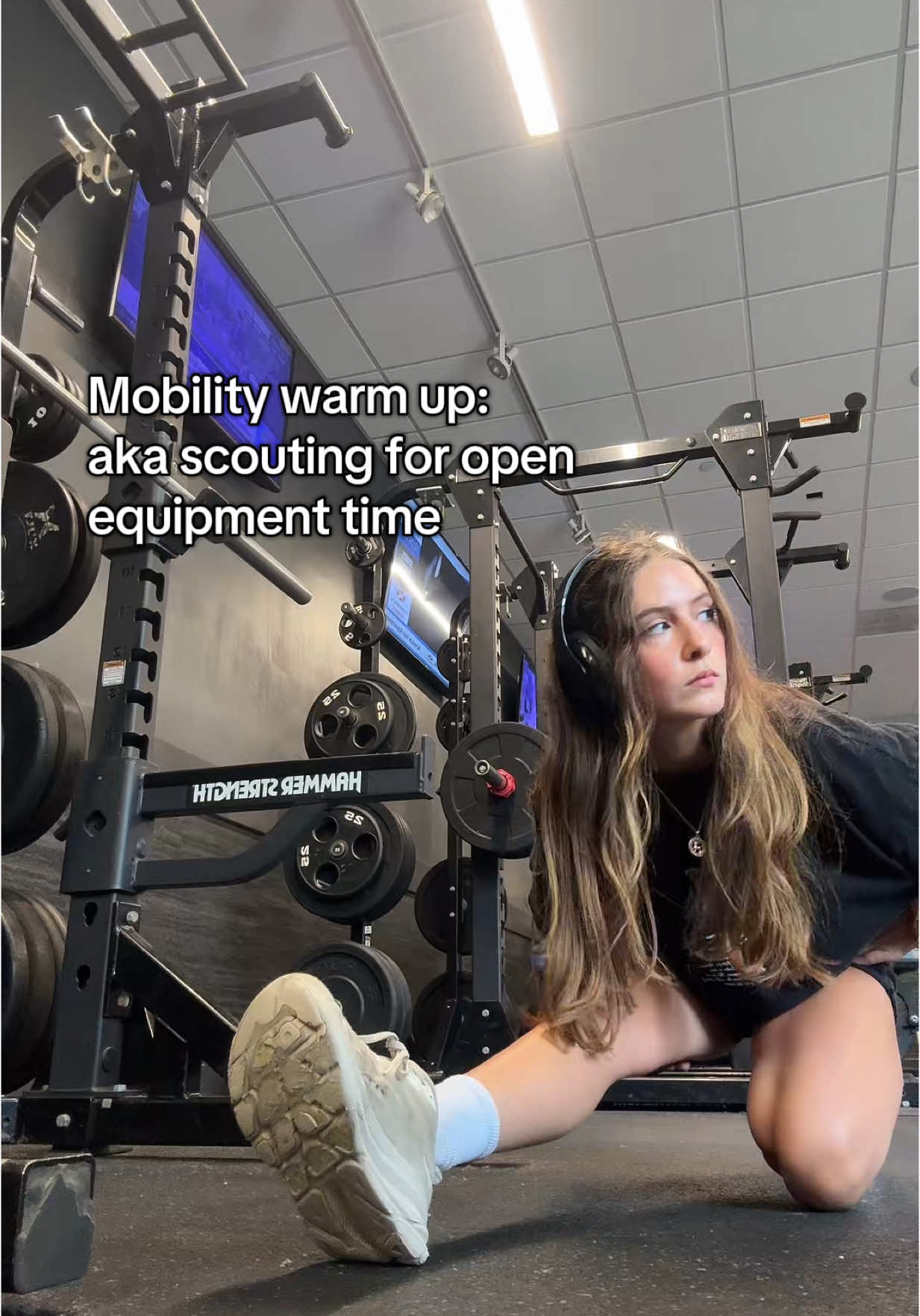 Anyone else relate to this #gym #GymTok #mobility #legdaywarmup #gymgirlies #Fitness #gymclips #fy 