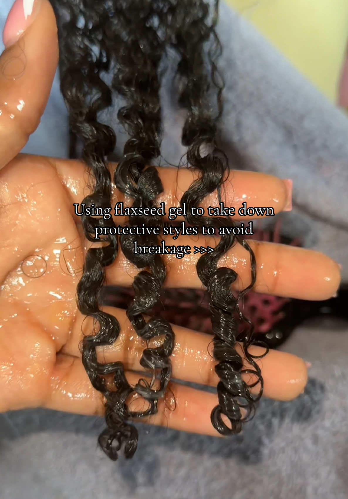 Don’t say I didn’t put you on ✅ If you don’t use flaxseed gel by now you better get into it! #flaxseed #flaxseedgel #protectivestyles #hairtakedown #takingdownbraids #detanglehair #detanglingbrush #unbrush #princessaveya #aveyamarie 