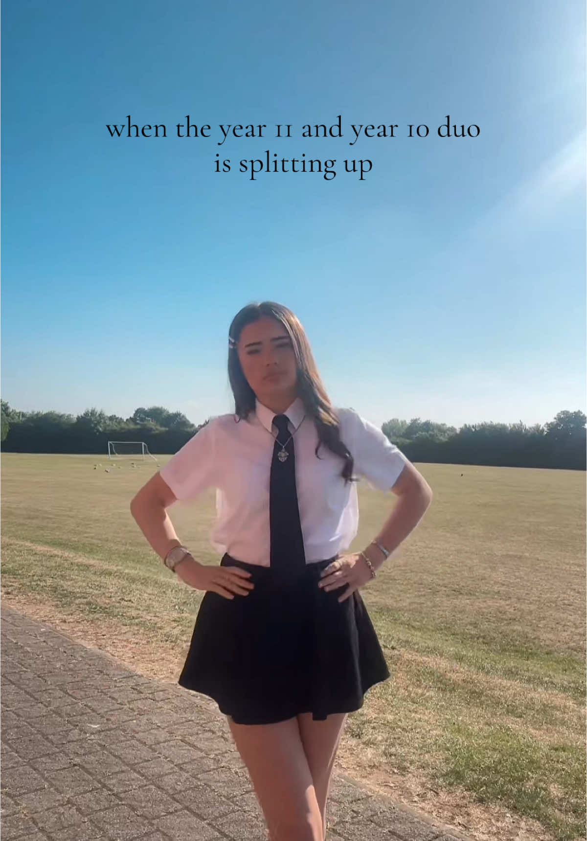 #bff #foru #viralvideos #forupage #dance #foryoupage #tiktokdance #bestfriend #leavers #duo #year11year10duo 