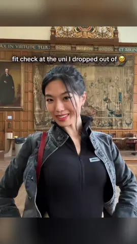 fit check live on stream 🩶💭 #fitcheck #OOTD #StreetStyle #streetwear #jeans #casual #styleinspo #fashion #StreetFashion #streamer #livestream #twitchstreamer #fyp #foryoupage  #university