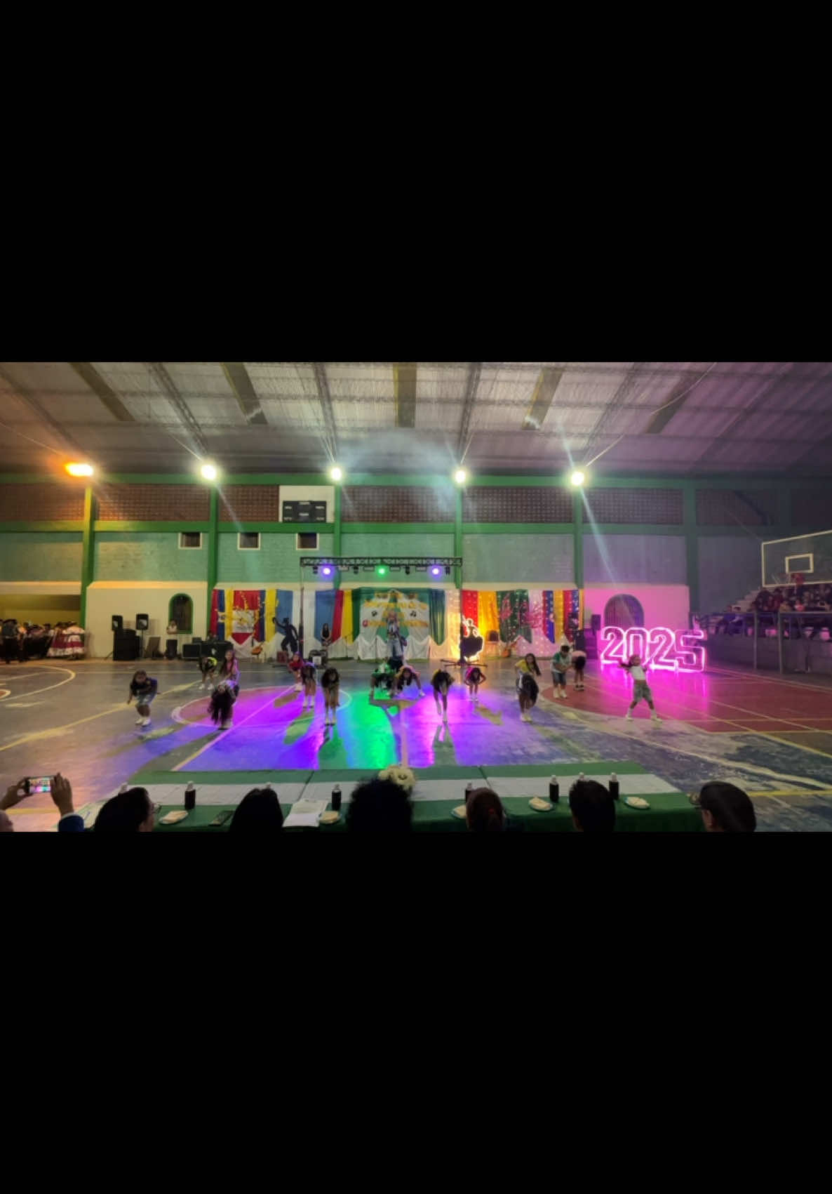 Presentación NEW CREW KIDS #urbandance #newcrewkids #dancer #danzaurbana #2025 #urbandancekids #niñosbailando #yacuibacity🇧🇴 #yacuiba_tarija🇮🇩bolivia🇧🇴paratiiiiiii #bolivia🇧🇴 