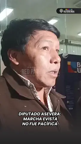 🗣️ Diputado Sandro Ramírez: “La marcha de Evo Morales no fue pacífica y da una mala imagen al país” El diputado Sandro Ramírez afirmó que la movilización liderada por Evo Morales no tuvo un carácter pacífico, ya que estuvo marcada por actos de violencia protagonizados por sectores afines al evismo. Según Ramírez, estas acciones solo proyectan una mala imagen del país ante la población y la comunidad internacional. #Evismo #Violencia #TSE #MarchaEvista #Bolivia #RedPatriaNueva