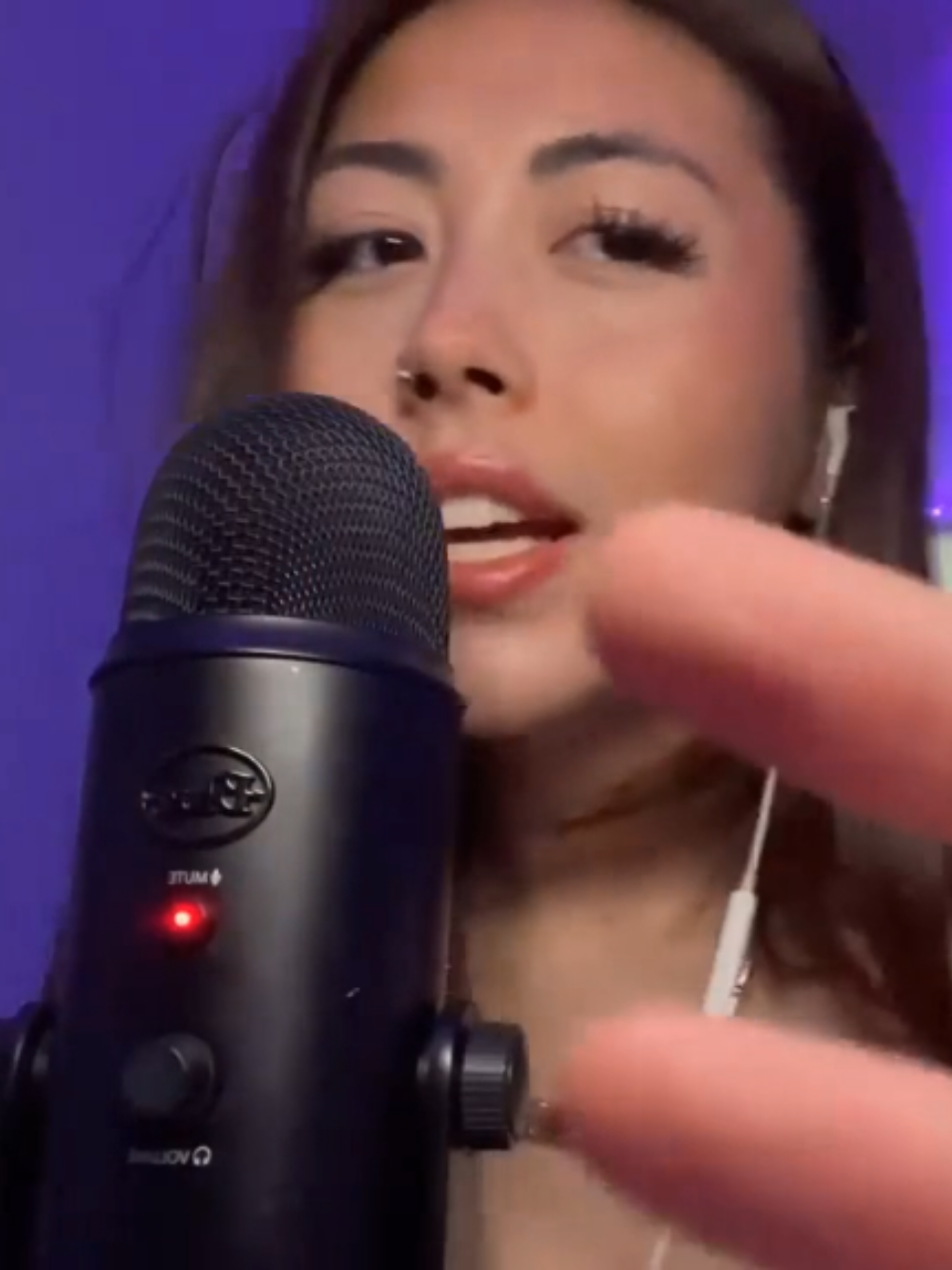 ASMR MOUTH SOUNDS 👅  #asmr #asmrmouthsounds 