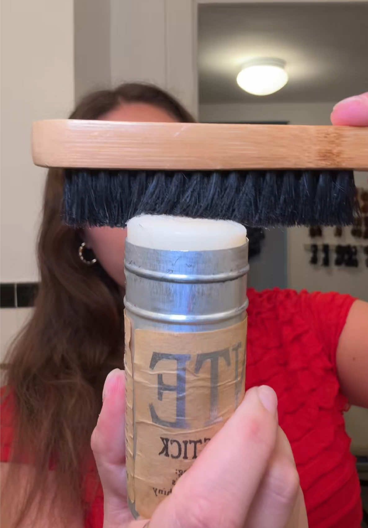 I’m telling you this is such a game changer!!! #slickback #slickbackponytail #slickbackhair #waxstick #hairwax #hairwaxstick #slickbacktutorial 