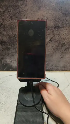 #tiktokmademebuyit #tiktokshopfinds  #viraltech  #5in1speaker  #musthavegadgets  #powerbank  #techtok  #wirelessspeaker  #gadgetsforguys  #homeofficefinds  #foryoupage  #trendingnow  #impulsebuy #giftideas #speaker #fyp 