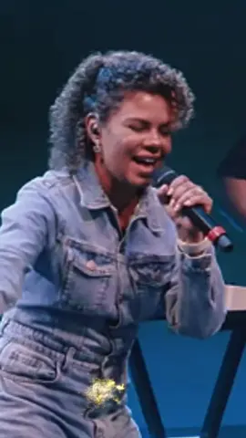 Rio de deus suba pelos morros Rio de deus brote dos desertos Trazendo justica, paz, alegria Manifestando graca, misericordia Pai de amor, tu es bem vindo neste lugar Doce Jesus, tu es bem vindo neste lugar Espirito santo, tu es bem vindo neste lugar Flua em mim, tu és bem vindo neste lugar Nivea Soares - Rio #espiritualidade #fé #gospelvideos #adoracao #cristao #cristaonotiktok 