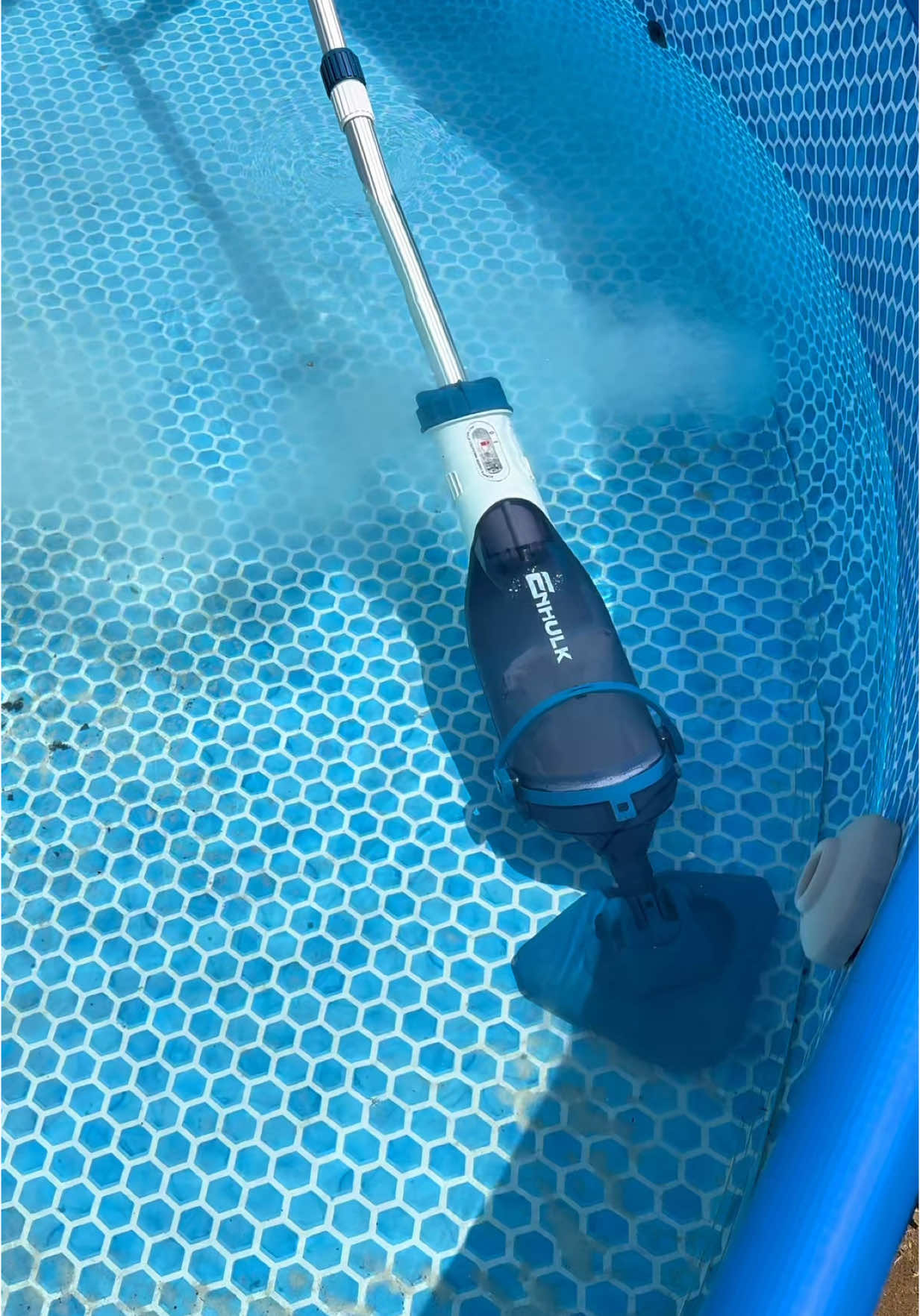 #aspiradora #piscina #alberca #limpiar #cleaner #barato #barato #bueno #recargable #recargable #recargable #aspirar #piscina #limpiar #limpieza #limpiando #agua #bañar #vacaciones #familia 
