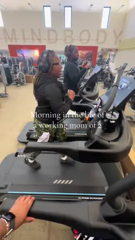 Post morning workout routine. Worked out for a hour and half this morning and did 2 1/2 miles💪🏽 #fy #fyp #blackmomsoftiktok #momof2 #thecontentdivabootcamp #MomsofTikTok #morningvlog #minivlog 