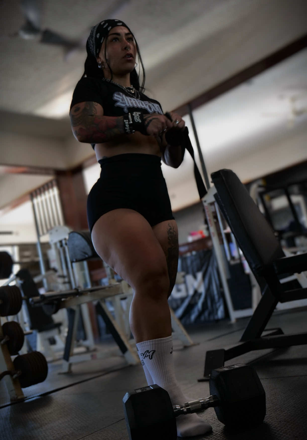 AMAZÓNICA🌺🖤 SALVAJE VIDA✨SALVAJEMENTE . #puertorico #salvajemente #bienestar #svm #apoyalolocal #latina #Lifestyle #marcalocal #style #gym #gimnasio #bori #boricua #tatuajes #Fitness #onlinecoach #wlw #parati #fyp #explore #rutinas #trainer #lgbtq #queer #gymrat #youngmiko #acento #apparell #fitnessmodel #model