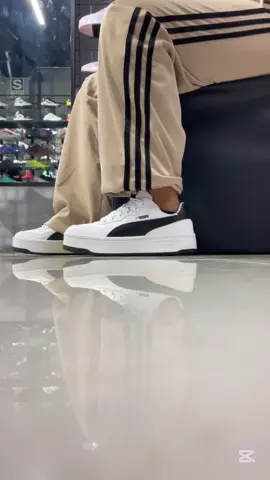 PUMA Court Lally💕, lista para combinarla con todo 🤩🌸 #puma #mujer #tavasperu #zapatillasoriginales #parati 