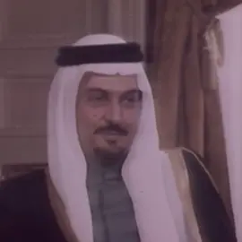 الأمير سعود الفيصل رحمة الله يتحدث باللغة الفرنسية في مقابلة مع احد القنوات الفرنسية 