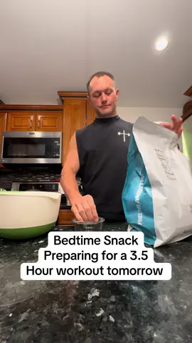Bedtime snack before a big workout 