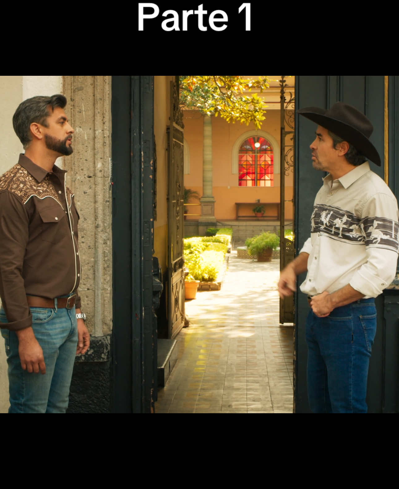 #MeAtrevoAAmarte capítulo 60 parte 1 #kimberlydosramos #rodrigoguirao #cesarevora #marlenefavela #karymelozano #christiandelacampa #mariluzbermudez #horaciopancheri #juanpablogil #arantzaruiz #patydiaz #ignacioguadalupe #sergiomadeigalaspe #jorgegallegos #marcouriel #lisset #rociodesantiago  #reginavillaverde #victorhugovillanueva #telenovelas #fyp #viral 