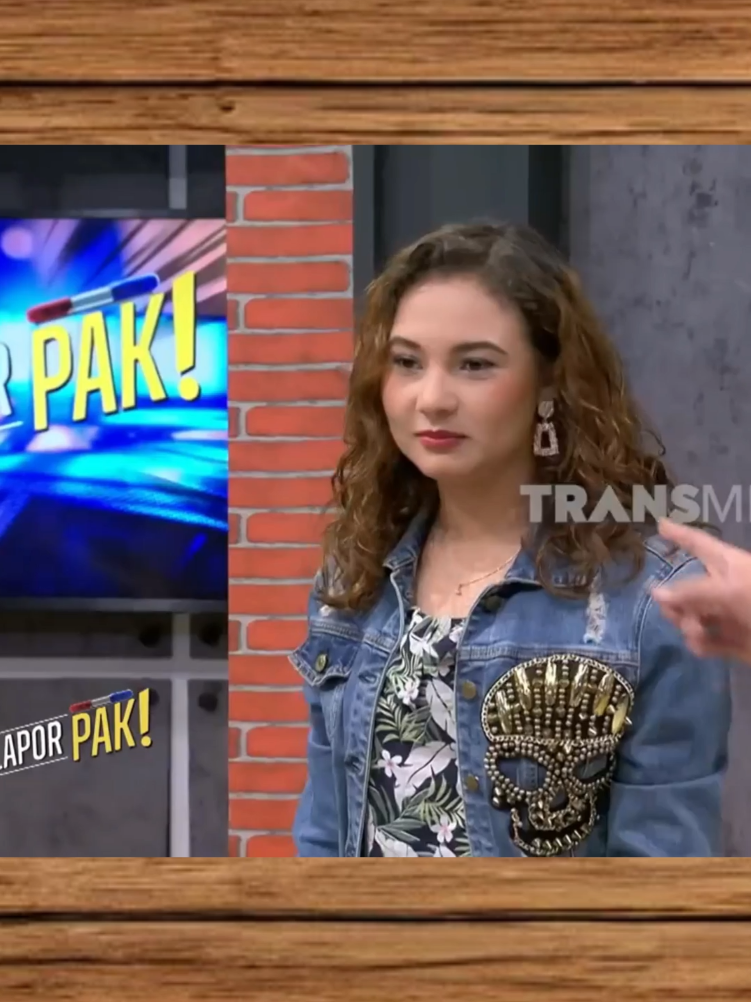 Momen waktu Larasati Nugroho datang ke Kantor Lapor Pak untuk mengajak Pasukin Private Dinner.#laporpak #laporpaktrans7 #trans7 #tiktok #trending #komedi