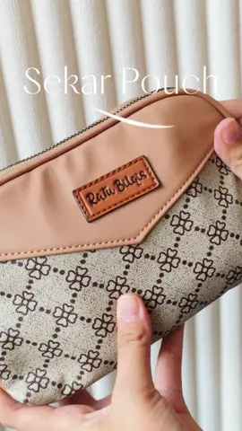 udah restok nih Sekar pouch😍 #sekarpouch #sekarbyrb #pouchmakeup #pouchmurah #pouchkekinian #pouchbestseller #byratubilqis #racuntiktok 