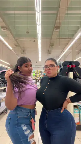 #paratiiiiiiiiiiiiiiiiiiiiiiiiiiiiiii #viralllllll #videoviral #comparte #live #cabellolargo #likе #mamá LES PRESENTO A MI MAMÁ 😍