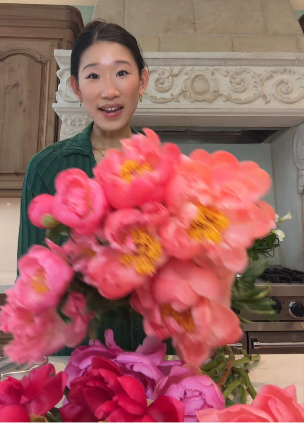 Sorry if I sound like a hater :0 <3 #spinelli #flowers #datingredflags #redflags #datingtips #datingadvice #relationshiptips #dating101 #flowerarrangement #datingadviceforwomen @Spinelli Kilcollin 