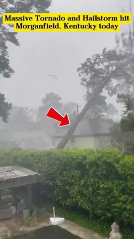 Massive Tornado and Hailstorm hit Morganfield, Kentucky today #tornado #storm #hailstorm #rain #wind #disaster #severeweather #weather #news #massive #today #hit #Morganfield #Kentucky #USA #foryou #viral 