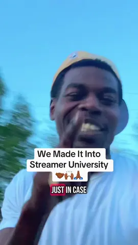 You Are Now Looking At One Of The Professors At The Streamer University 🙌🏾🙌🏾🙌🏾 @Kai Cenat I Appreciate For This Opportunity Way More Than You Know 💪🏾🙏🏾🙏🏾 Family Chicago We Made It 🙌🏾