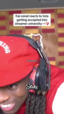 Kai cenat reacts to tota getting accepted into streamer university 👀❤️‍🩹 #kaicenat 