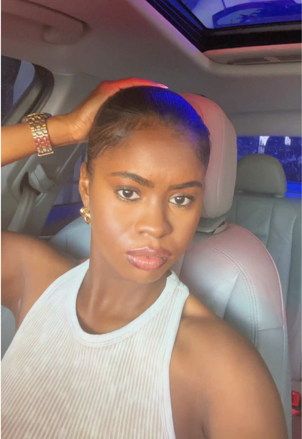 That’s what moms are for 😅 #fypシ゚viral #fyp #sports #daughter #MomsofTikTok #parenting #momlife #gymnastics #fypシ 