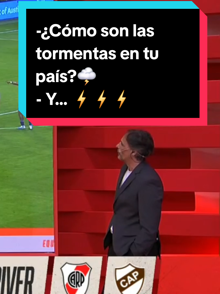 ¿CÓMO SON LAS TORMENTAS EN TU PAÍS?⛈️🌩 Un trueno alteró al piso de #EquipoF  y todo se salió de control 😅 ▶️ Más #EquipoF en #DisneyPlus #TikTokDeportes #shows #argentina #trueno #tormenta 