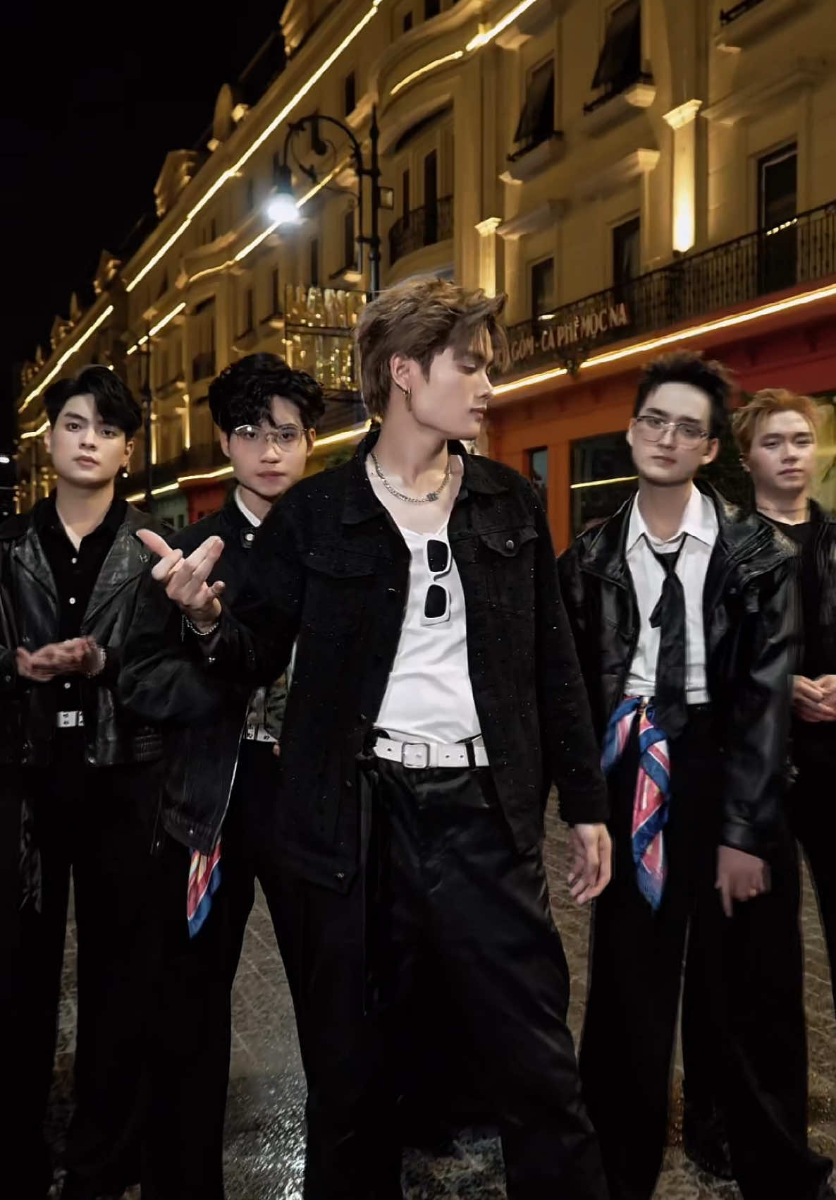 Cùng chờ đón sự xuất hiện của Sai Đẹp Chiu 😙😙  vào 18h ngày 18/5/2025 hy vọng nhận được thật nhiều sự yêu thương từ tất cả mọi người  ##debut#s#saidepchieuv#viethoangbyhuongv#viethoangentertainment