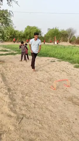 tyre throwing workout for physical fitness #Fitness #gymnastics #fyp #gymlover #WorkoutMotivation #physicalfitness #GymTok #TyreThrowing #100k 