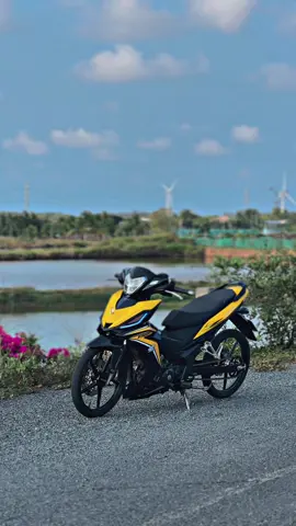 Bình yên🙈 #rs150malaysia_oficial🇲🇾 #rs150 #84travinh #xuhuongtiktok #xuhuong #bienbadongtravinh 